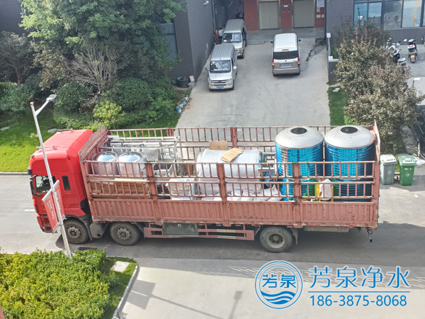 4000L/H双级超纯水设备发往漯河